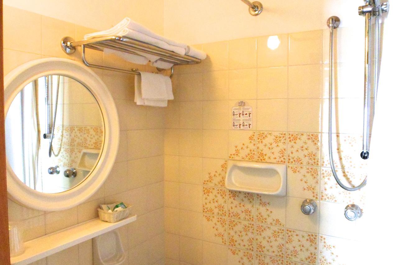 B&B Domus Mea Cesenatico Luaran gambar