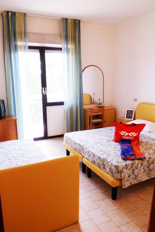 B&B Domus Mea Cesenatico Luaran gambar